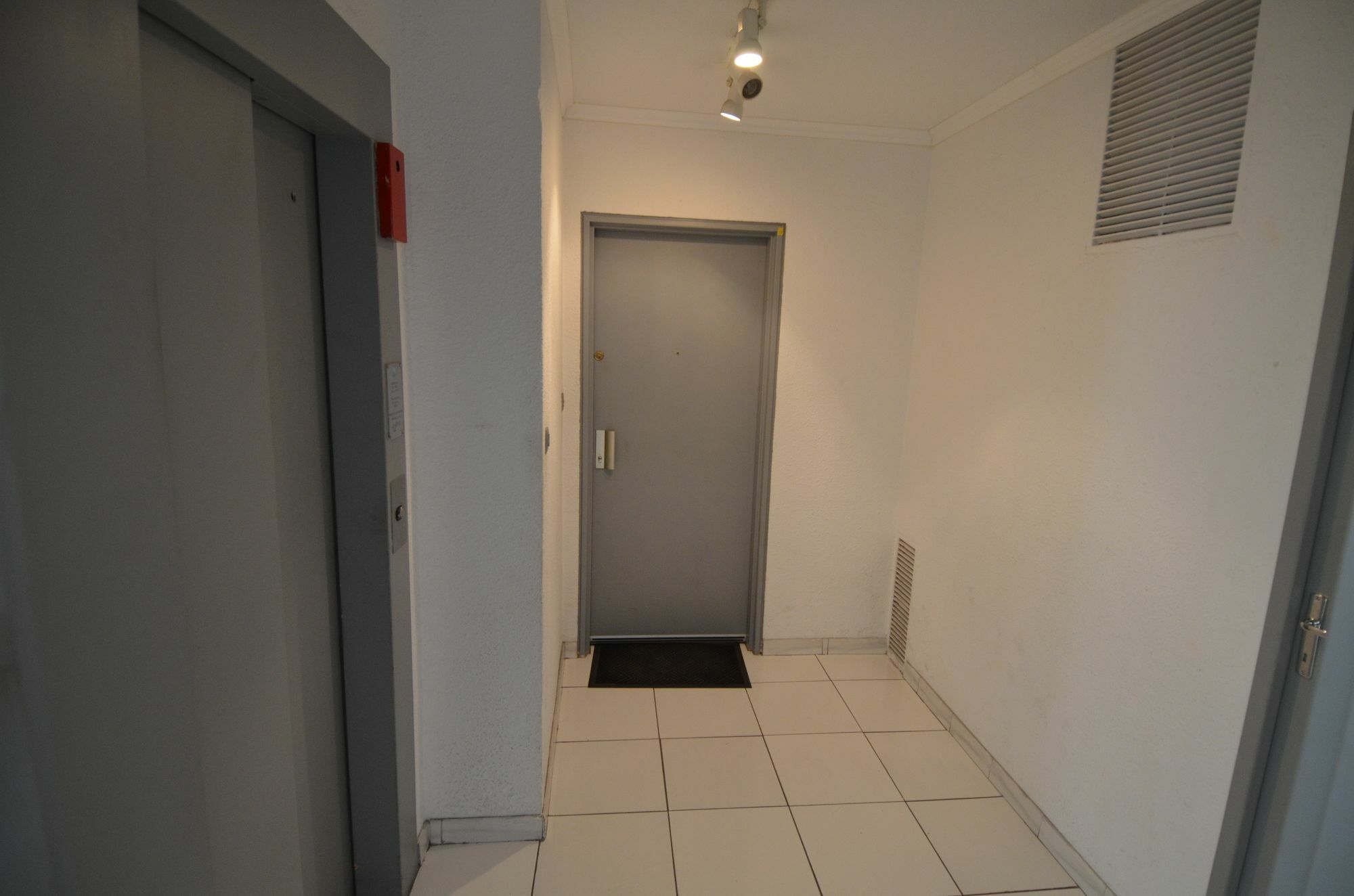Appartement Rooftop 8 Personnes Grande Terrasse Avec Parking Quartier Aeroport Nice Exterior foto